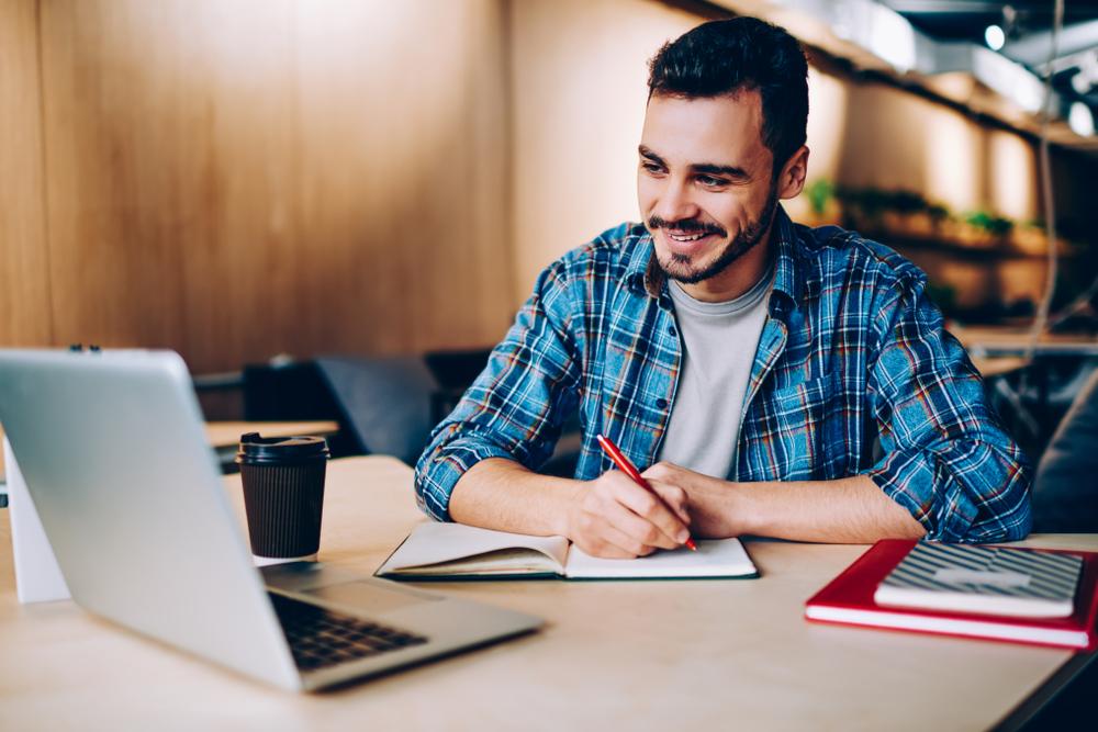 Strumenti gratuiti per l’apprendimento delle lingue per aiutarti a migliorare