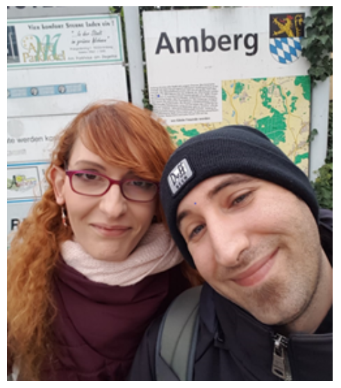 Caring for older people in Germany: Sara and Aitor’s story