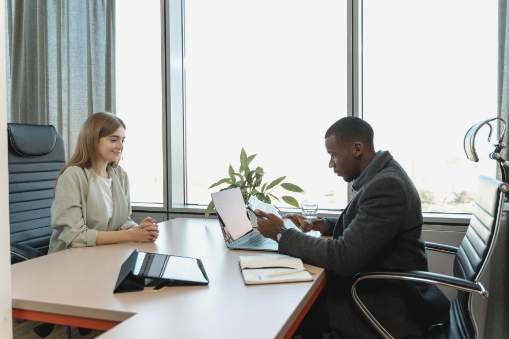 How to land a seasonal job